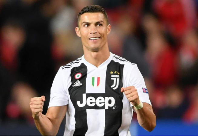 斯洛特：为恢复状态会让伊萨克多多出场，哪怕他表现不是最佳（斯洛特称会给伊萨克更多机会找回状态，即便表现未达最佳）