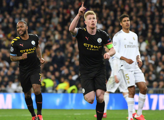 齐达内潇洒助攻帕耶得分