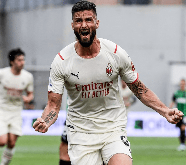 荷甲战报：克拉森世界波，莫基奥破门，阿贾克斯2-0费耶诺德（阿贾克斯2比0力克费耶诺德：克拉森轰世界波，莫基奥建功）