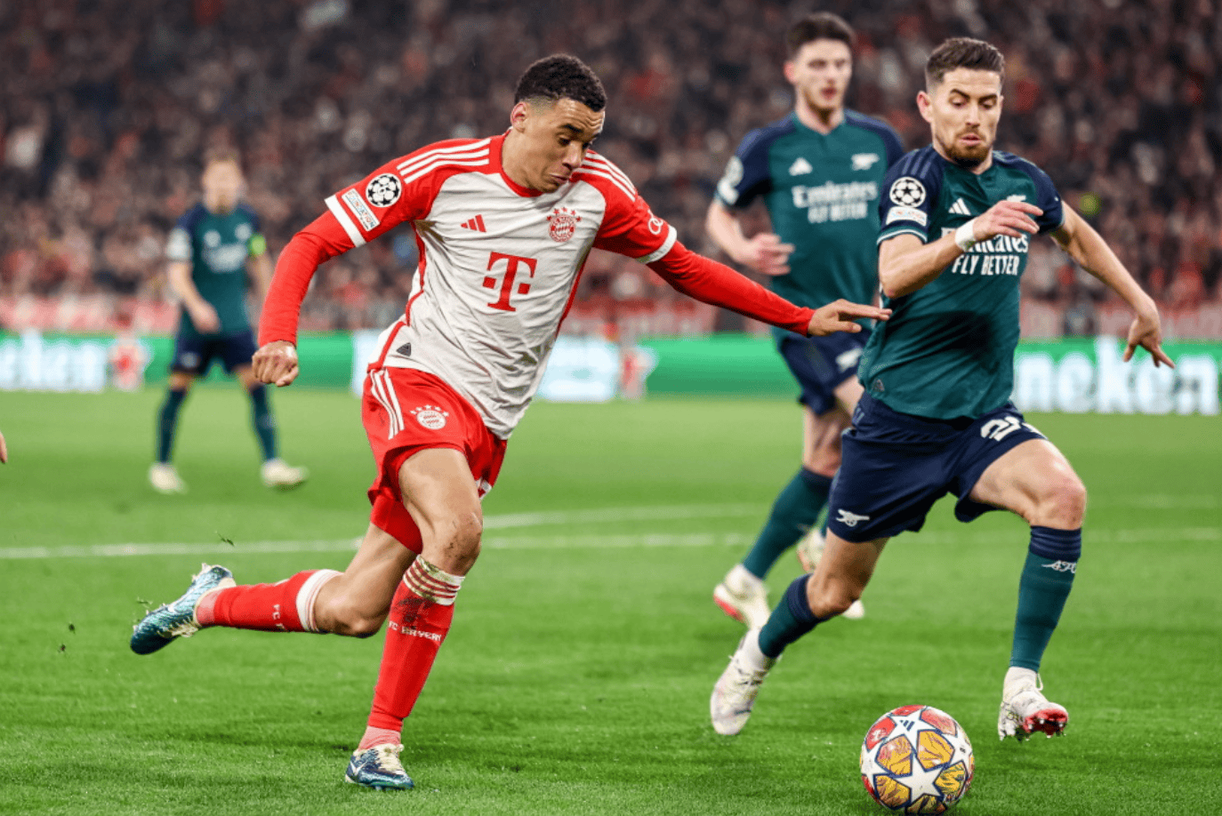 Shams：预计特雷·杨本月晚些时候复出，老鹰仍相信他