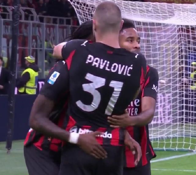 雷迪克：我们球员希望打出自己的风格，我也希望他们审时度势