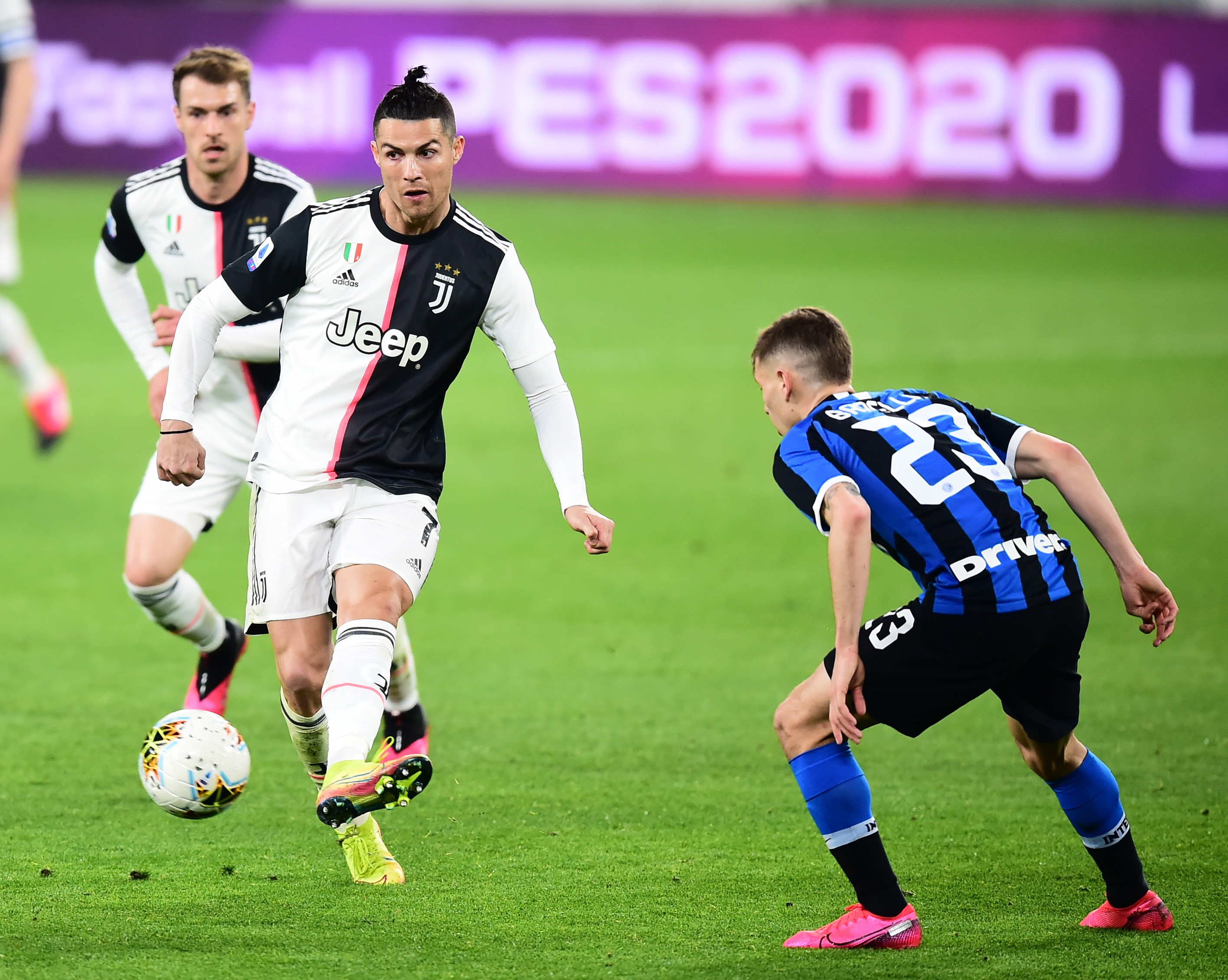 霍伊伦开场7分钟破门，为那不勒斯近36年来对阵尤文最快进球