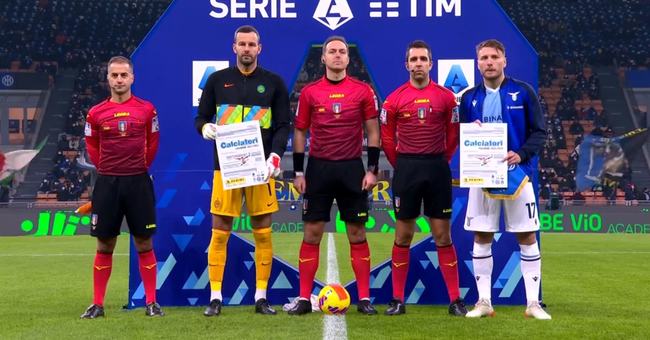 官方：英格兰国门汉娜·汉普顿获得FIFA年度最佳女子门将（官宣：英格兰门将汉娜·汉普顿当选FIFA年度最佳女门将）