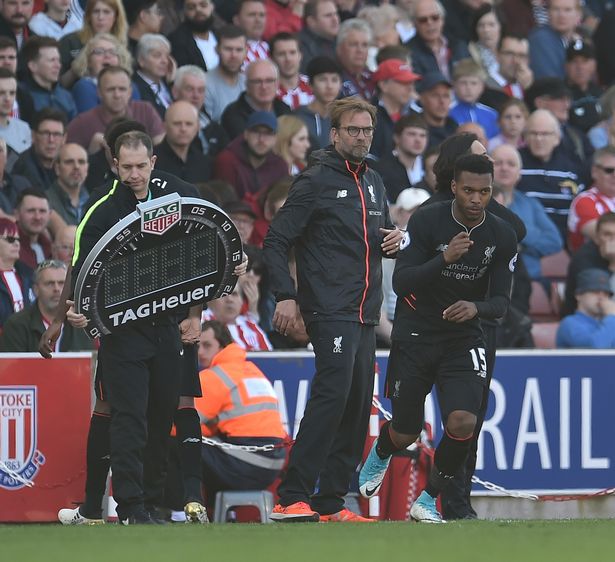 萨里：建议把VAR设备放的离替补席远一点，裁判需要冷静判断