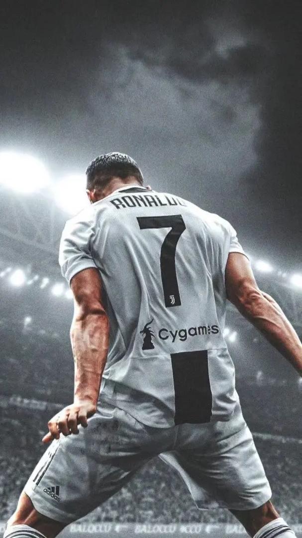 欧冠战报：格纳布里传射，基米希乌龙，拜仁3-1葡萄牙体育（欧冠：格纳布里一传一射，基米希乌龙送礼，拜仁3比1击败葡萄牙体育）